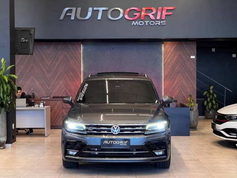 VOLKSWAGEN - TIGUAN - 2019/2019 - Cinza - R$ 159.900,00