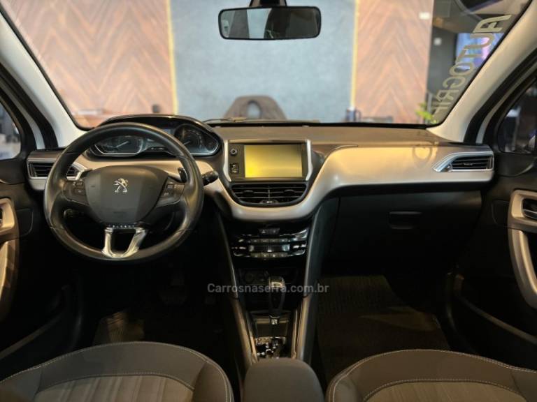 PEUGEOT - 208 - 2016/2017 - Branca - R$ 58.900,00