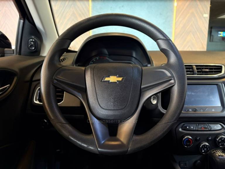 CHEVROLET - ONIX - 2014/2014 - Preta - R$ 51.900,00