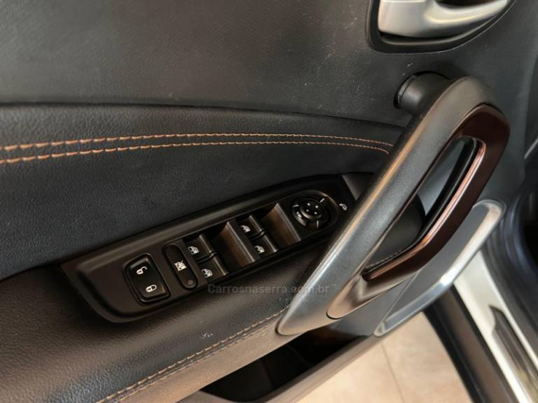 FIAT - TORO - 2018/2018 - Branca - R$ 84.900,00