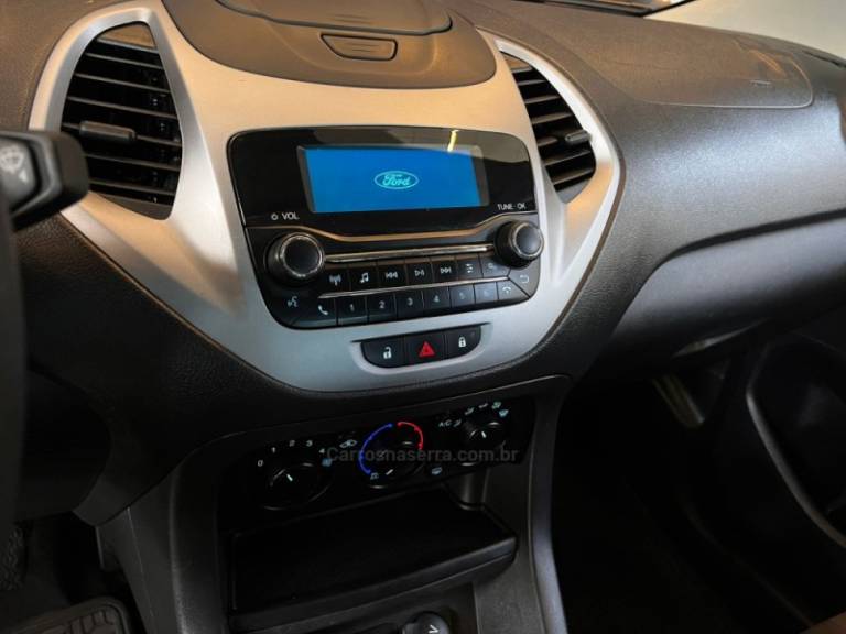 FORD - KA - 2021/2021 - Branca - R$ 54.900,00