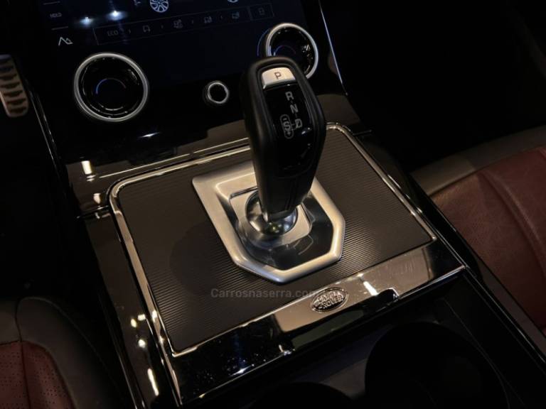 LAND ROVER - RANGE ROVER EVOQUE - 2022/2023 - Prata - R$ 305.900,00