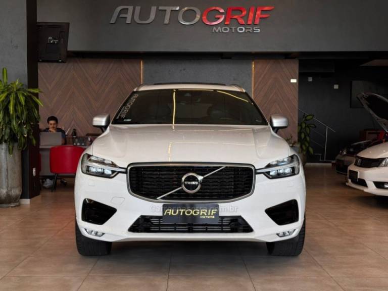 VOLVO - XC60 - 2018/2018 - Branca - R$ 159.900,00
