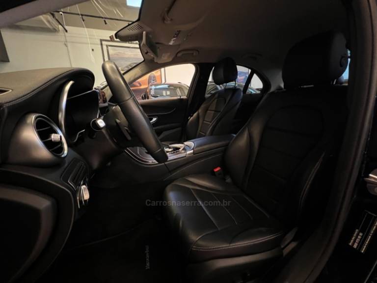 MERCEDES-BENZ - C 180 - 2019/2020 - Azul - R$ 158.900,00