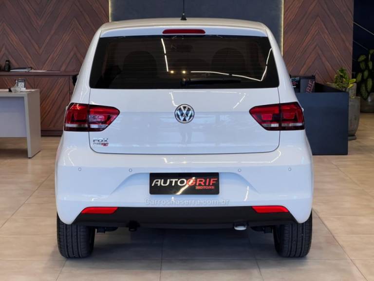 VOLKSWAGEN - FOX - 2018/2019 - Branca - R$ 58.900,00