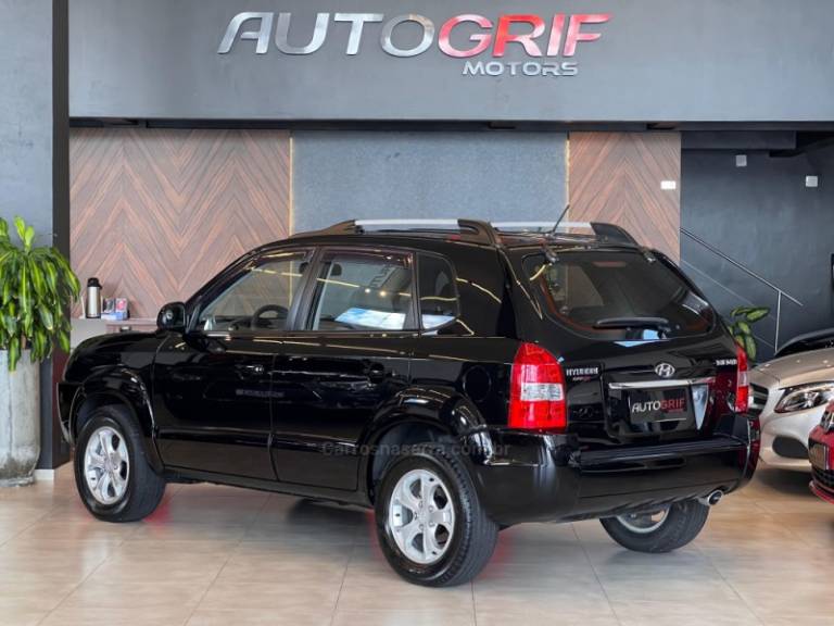 HYUNDAI - TUCSON - 2012/2013 - Preta - R$ 50.900,00