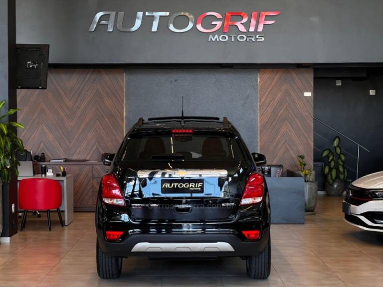 CHEVROLET - TRACKER - 2018/2018 - Preta - R$ 89.900,00