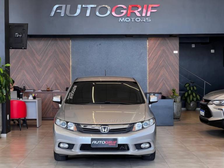 HONDA - CIVIC - 2012/2012 - Prata - R$ 65.900,00