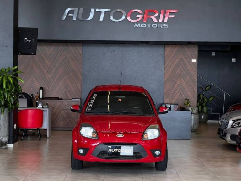 FORD - KA - 2012/2013 - Vermelha - R$ 27.900,00