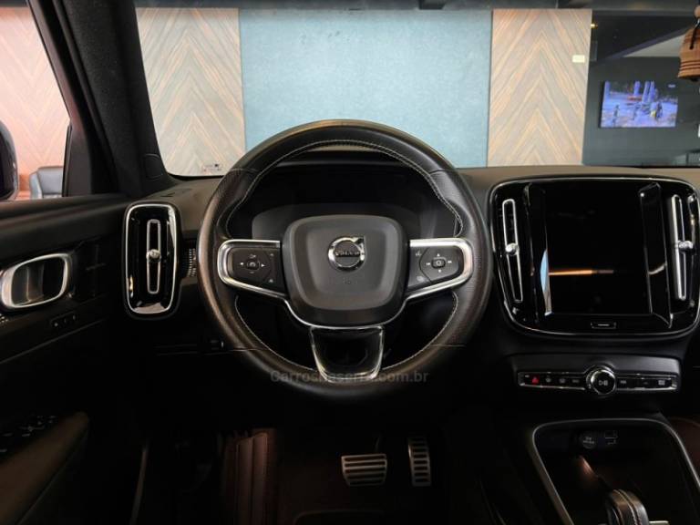 VOLVO - XC 40 - 2021/2021 - Cinza - R$ 195.900,00