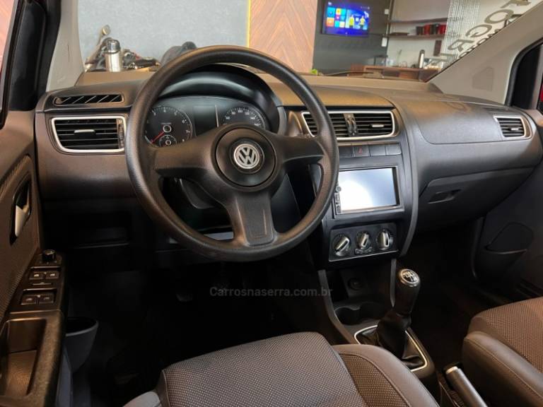 VOLKSWAGEN - FOX - 2010/2010 - Vermelha - R$ 28.900,00