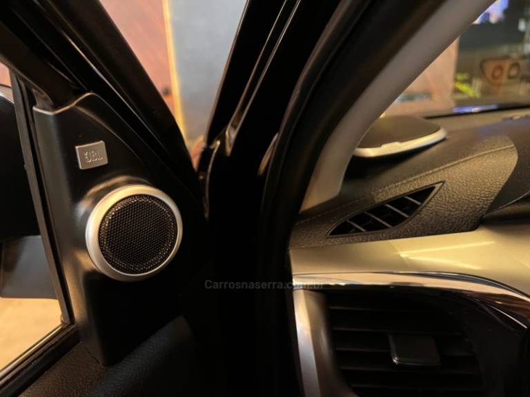 TOYOTA - HILUX - 2021/2021 - Preta - R$ 244.900,00