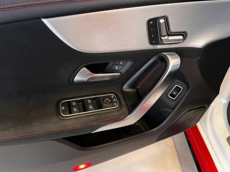 MERCEDES-BENZ - CLA 35 AMG - 2020/2020 - Vermelha - R$ 319.900,00