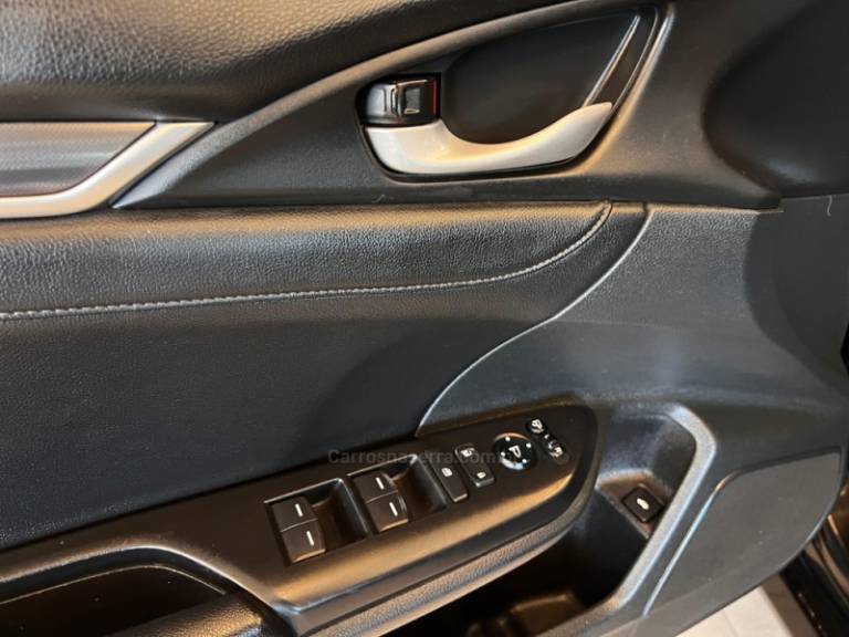 HONDA - CIVIC - 2019/2020 - Preta - R$ 146.900,00