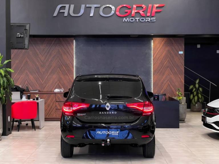 RENAULT - SANDERO - 2021/2021 - Preta - R$ 52.900,00
