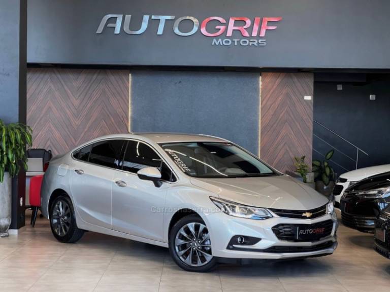 CHEVROLET - CRUZE - 2017/2017 - Prata - R$ 88.900,00
