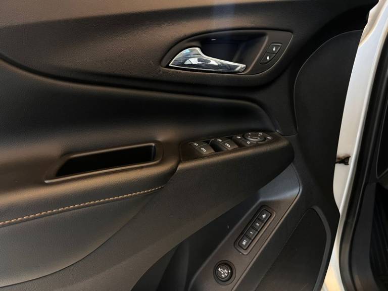 CHEVROLET - EQUINOX - 2019/2020 - Prata - R$ 138.900,00