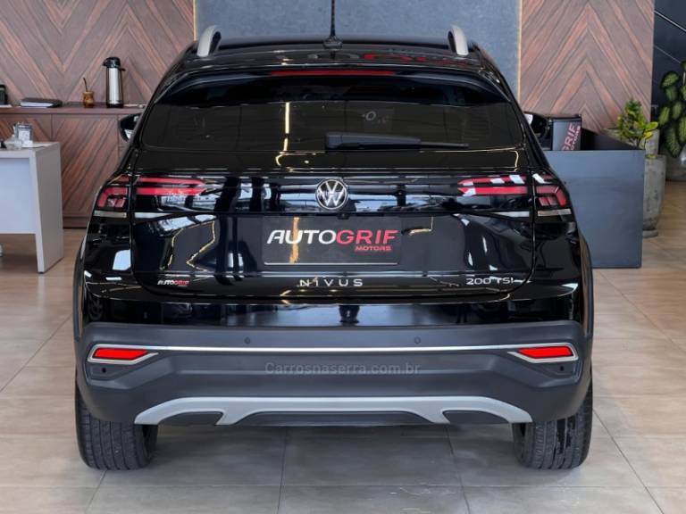 VOLKSWAGEN - NIVUS - 2022/2023 - Preta - R$ 124.900,00