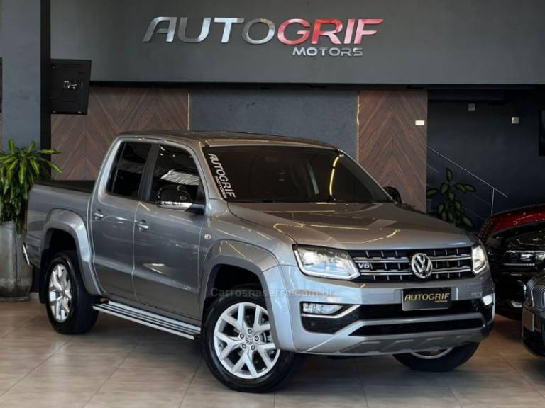 VOLKSWAGEN - AMAROK - 2022/2022 - Prata - R$ 185.900,00
