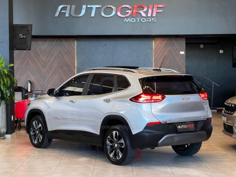 CHEVROLET - TRACKER - 2023/2023 - Prata - R$ 122.900,00