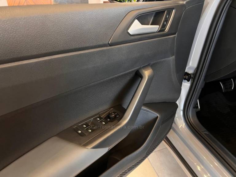 VOLKSWAGEN - NIVUS - 2024/2024 - Cinza - R$ 127.900,00