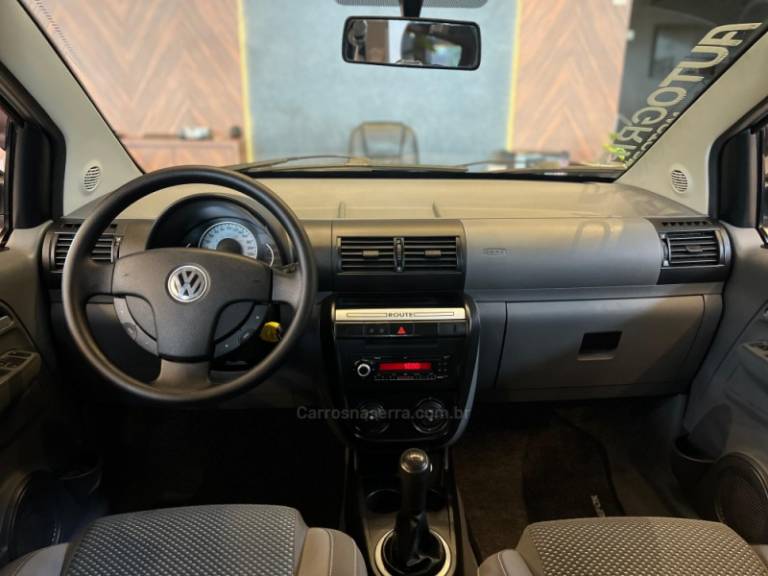 VOLKSWAGEN - SPACEFOX - 2010/2010 - Prata - R$ 35.900,00