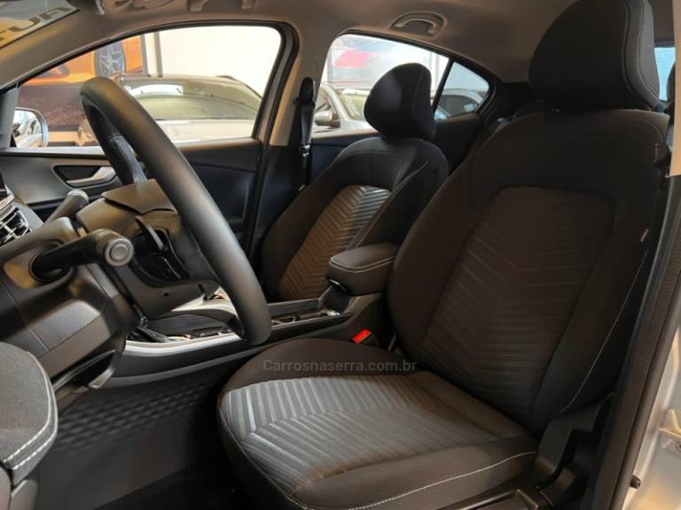FIAT - FASTBACK - 2023/2024 - Prata - R$ 118.900,00