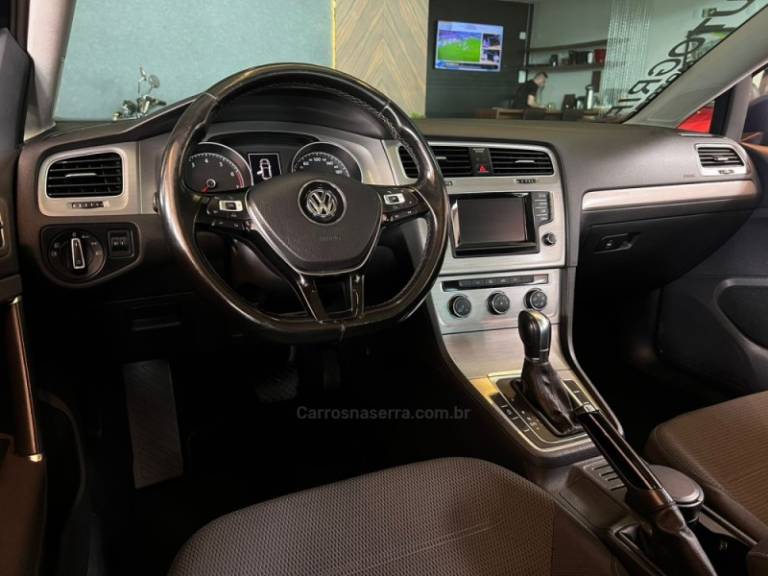 VOLKSWAGEN - GOLF - 2014/2015 - Azul - R$ 78.900,00