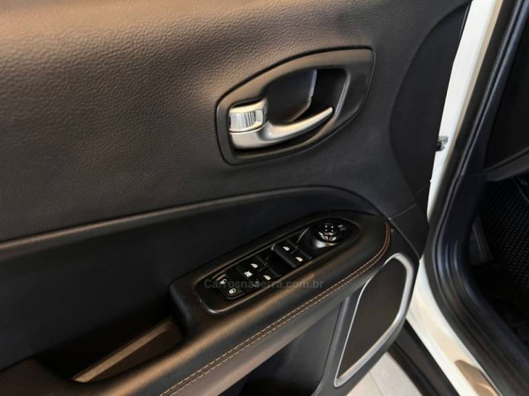JEEP - COMPASS - 2018/2018 - Branca - R$ 104.900,00
