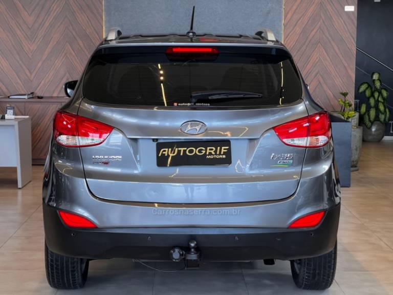 HYUNDAI - IX35 - 2016/2016 - Cinza - R$ 79.900,00