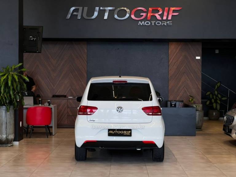 VOLKSWAGEN - FOX - 2015/2015 - Branca - R$ 43.900,00