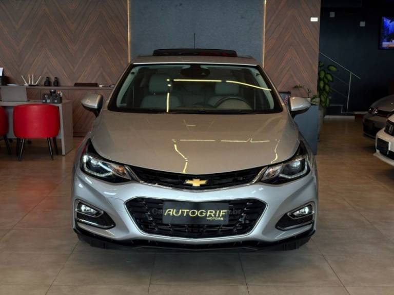 CHEVROLET - CRUZE - 2018/2018 - Prata - R$ 97.900,00