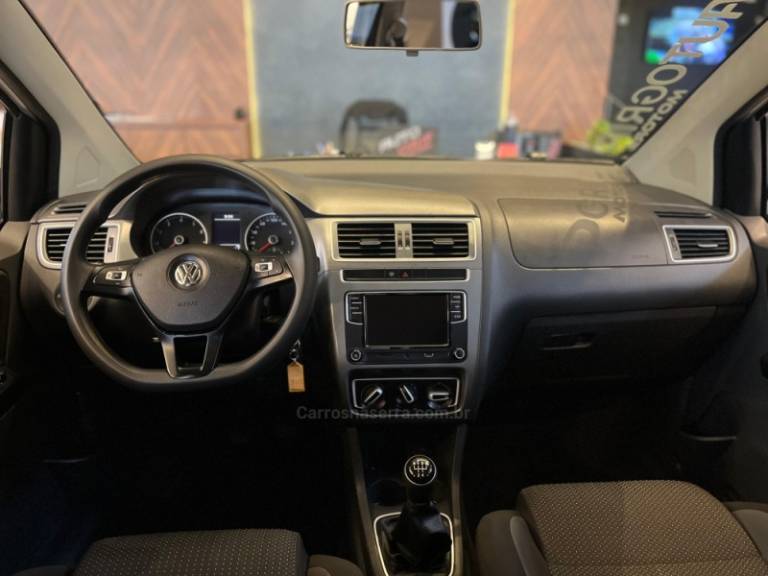VOLKSWAGEN - FOX - 2018/2019 - Branca - R$ 58.900,00