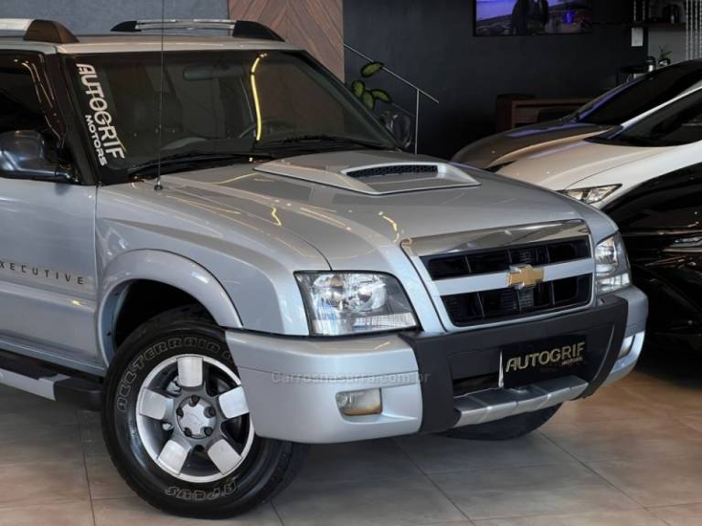 CHEVROLET - S10 - 2010/2010 - Prata - R$ 64.900,00