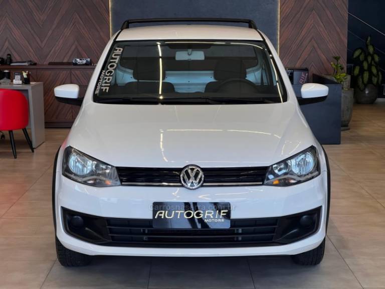 VOLKSWAGEN - SAVEIRO - 2014/2014 - Branca - R$ 47.900,00
