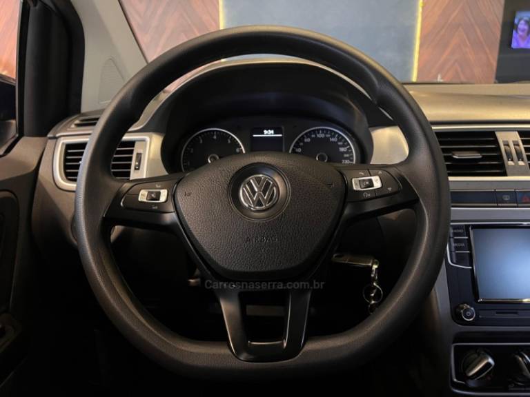 VOLKSWAGEN - FOX - 2018/2019 - Branca - R$ 58.900,00