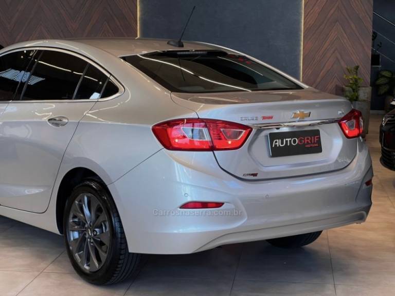CHEVROLET - CRUZE - 2017/2017 - Prata - R$ 88.900,00