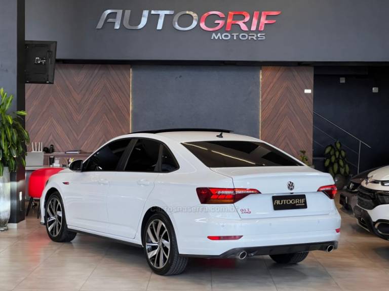 VOLKSWAGEN - JETTA - 2019/2019 - Branca - R$ 163.900,00