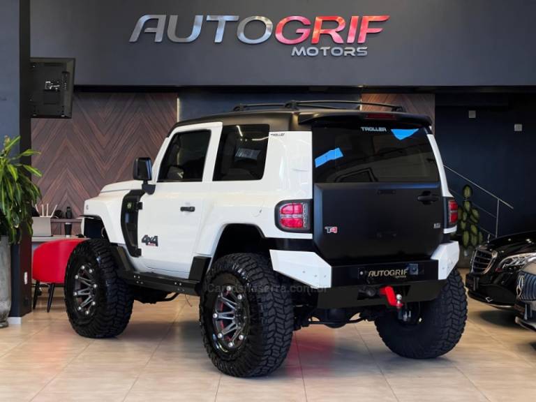 TROLLER - T4 - 2015/2015 - Branca - R$ 169.900,00