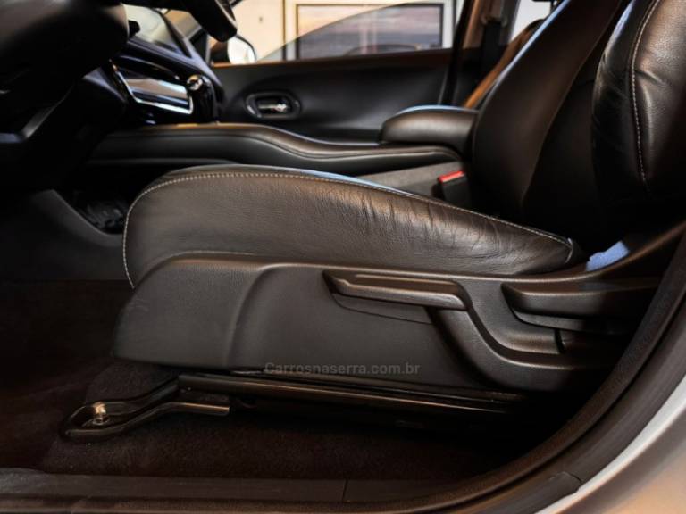 HONDA - HR-V - 2020/2020 - Prata - R$ 113.900,00