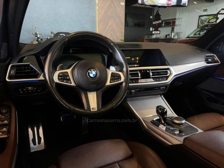BMW - 330I - 2019/2019 - Branca - R$ 229.900,00