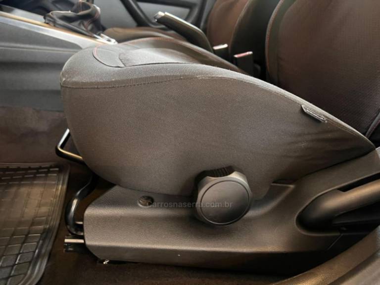 CHEVROLET - ONIX - 2016/2016 - Preta - R$ 56.900,00