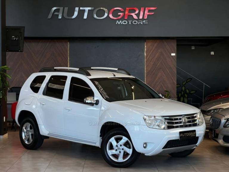 RENAULT - DUSTER - 2012/2013 - Branca - R$ 55.900,00