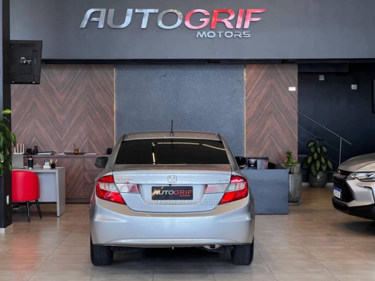 HONDA - CIVIC - 2012/2012 - Prata - R$ 65.900,00