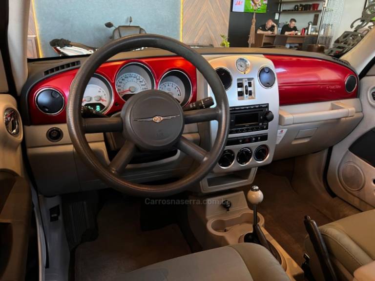 CHRYSLER - PT CRUISER - 2008/2009 - Vermelha - R$ 38.900,00