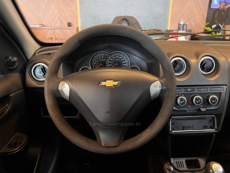 CHEVROLET - CELTA - 2013/2014 - Branca - R$ 35.900,00