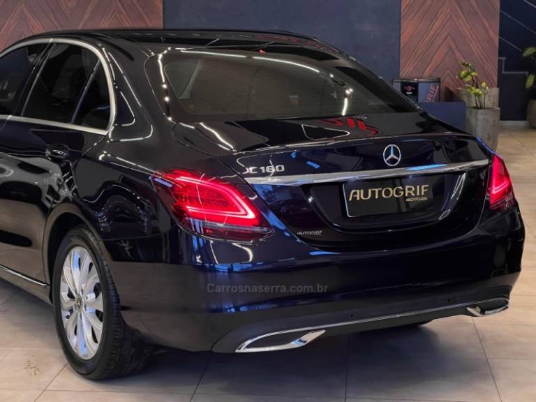 MERCEDES-BENZ - C 180 - 2019/2020 - Azul - R$ 158.900,00