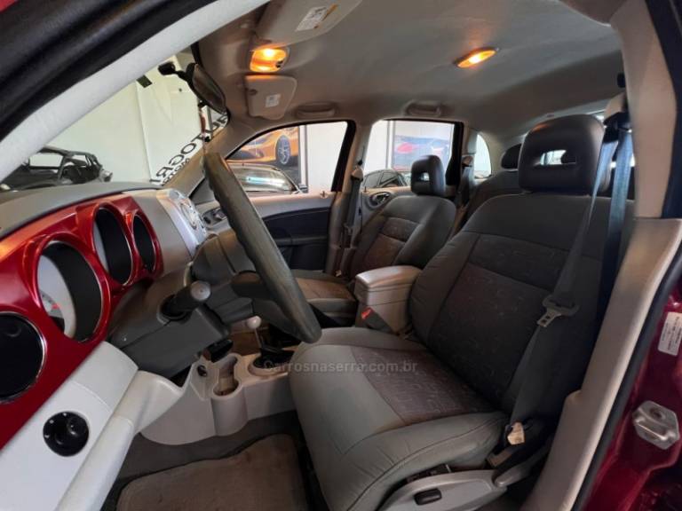 CHRYSLER - PT CRUISER - 2008/2009 - Vermelha - R$ 38.900,00