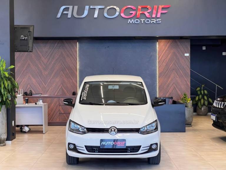 VOLKSWAGEN - FOX - 2018/2019 - Branca - R$ 58.900,00