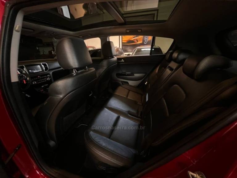 KIA MOTORS - SPORTAGE - 2018/2018 - Vermelha - R$ 114.900,00